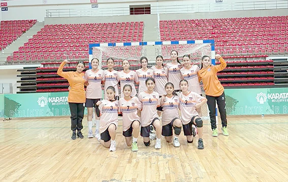 1955 BATMAN BELEDİYESPOR, KONYA’DA TÜRKİYE ŞAMPİYONU OLDU