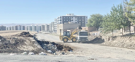 BELEDİYE’DEN HAFRİYAT TEMİZLİĞİ