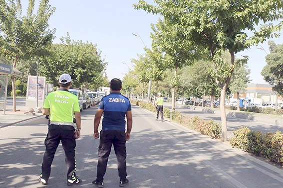 TOPLU TAŞIMA ARAÇLARI VE MOTOSİKLET KULLANICILARINA SIKI DENETİM