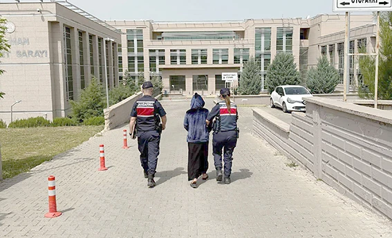 30 SUÇ KAYDI BULUNAN HIRSIZLIK ZANLISI YAKALANDI
