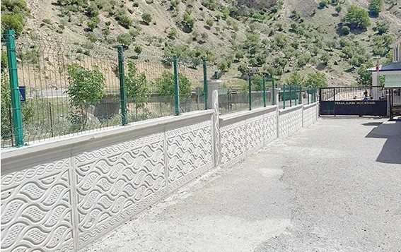 DERİNCE OKUL BAHÇESİNE GÜVENLİK DUVARI YAPILDI
