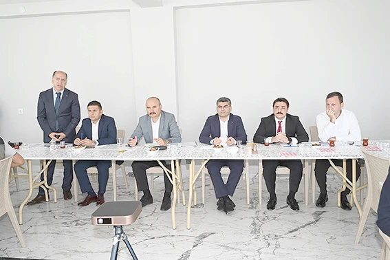 YEŞİL KUŞAK AĞAÇLANDIRMA PROJESİ TOPLANTISI GERÇEKLEŞTİRİLDİ