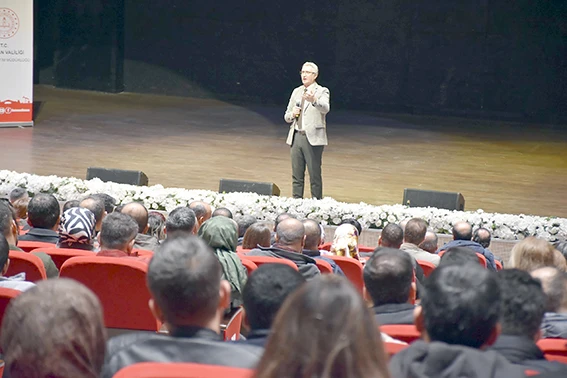 SINIF &Ouml;ĞRETMENLERİ DEĞERLENDİRME TOPLANTISI YAPILDI