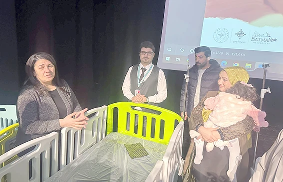 ÇOCUK HASTALARA FONKSİYONEL HASTA YATAĞI DESTEĞİ