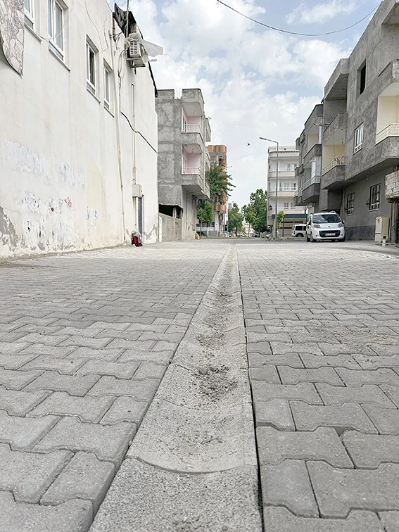 75 BİN METREKARE PARKE TAŞI DÖŞENDİ
