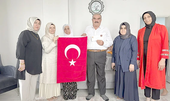 ŞEHİT YAKINLARI VE GAZİLERE “TERÖRSÜZ TÜRKİYE” MEKTUPLARI ULAŞTIRILDI