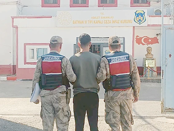 FİRARİ HÜKÜMLÜ YAKALANDI