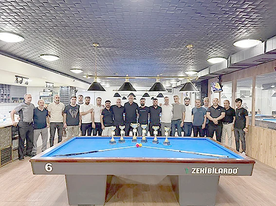 KIRAN KIRANA BİLARDO MÜCADELESİ!