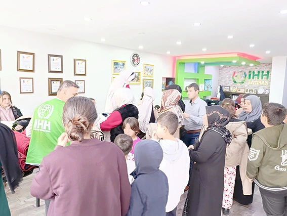 İHH 540 ÇOCUĞU ISITTI