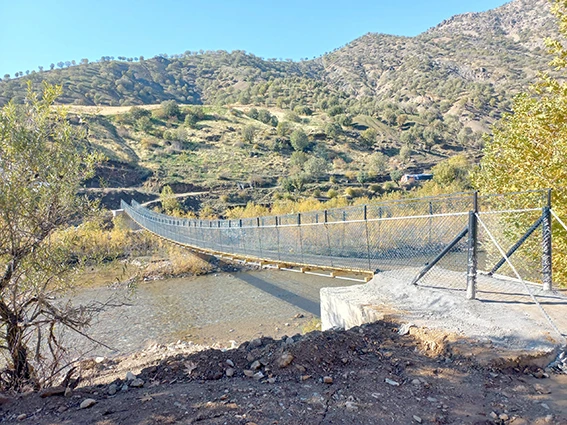 DERE ENGELİ AŞILDI, YOLÜSTÜ KÖYÜ GÜVENLİ GEÇİŞE KAVUŞTU
