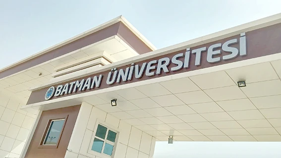 BATÜ, 12 KATEGORİDE YARIŞTI