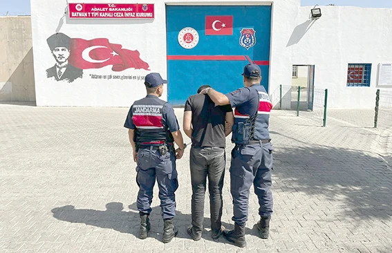 BATMAN'DA FİRARİ 6 KİŞİ YAKALANDI