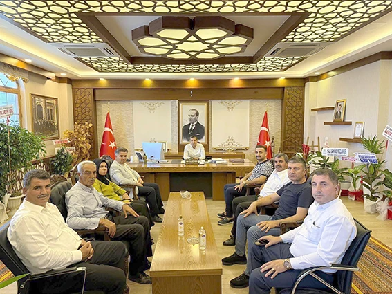 AK PARTİ HEYETİNDEN KOZLUK KAYMAKAMI’NA ZİYARET