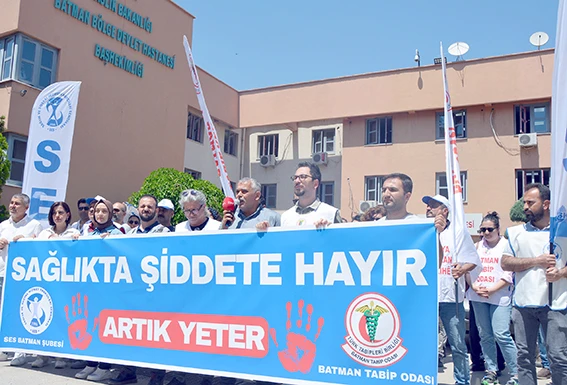 SAĞLIK EMEKÇİLERİNDEN ŞİDDETE KARŞI ORTAK TEPKİ