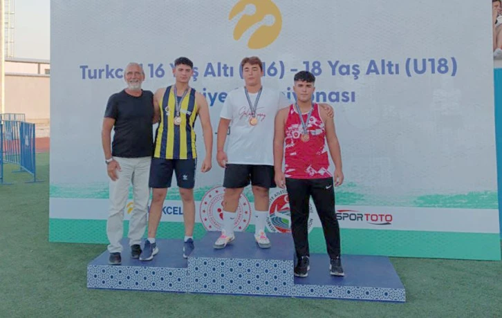 PETROLSPORLU ATLETLERDEN DERECE
