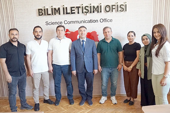 REKTÖR DEMİR’DEN BİLİM İLETİŞİMİ OFİSİNE ZİYARET