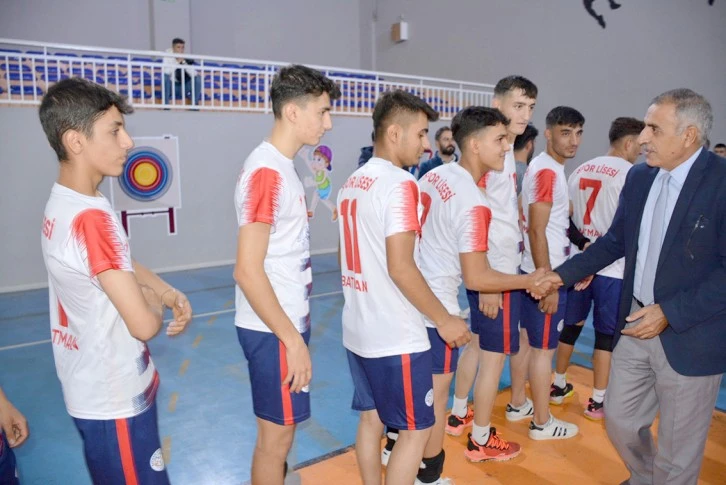 SPOR LİSESİNDEN ÇİFTE ŞAMPİYONLUK