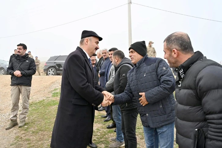 VALİ CANALP, KÖY ZİYARETLERİNE DEVAM EDİYOR
