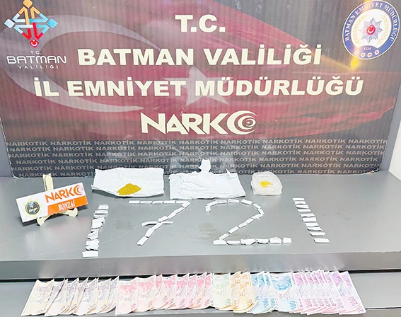 ZEHİR TACİRLERİNE BÜYÜK DARBE: 8 TUTUKLAMA