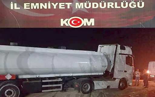 26 BİN LİTRE KAÇAK YAKIT ELE GEÇİRİLDİ