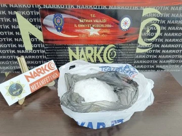 3 ADRESE UYUŞTURUCU OPERASYONU