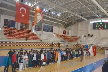“400 YILDIZ BASKETBOLCUYU AĞIRLIYORUZ”