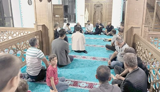 BAŞKAN ŞAHİN, CİGERLO TOKİ SAKİNLERİYLE BİR ARAYA GELDİ