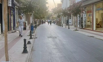 “CADDE ESNAFI KAN AĞLIYOR”