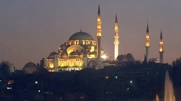 DEPREMDE VEFAT EDENLER İÇİN SALA OKUNDU