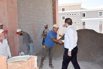 HALK KÜTÜPHANESİ PROJESİNDE ÇALIŞMALAR DEVAM EDİYOR