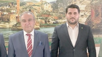 HÜDA PAR'DAN EMEKLİLER DERNEĞİNE ZİYARET