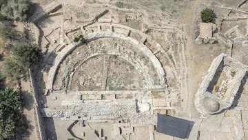KAZI ÇALIŞMALARINDA ‘TANRIÇA HEKATE’ FİGÜRÜ BULUNDU