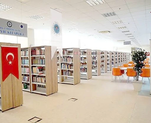 KÜTÜPHANEDE HEDEF 100 BİN KİTAP