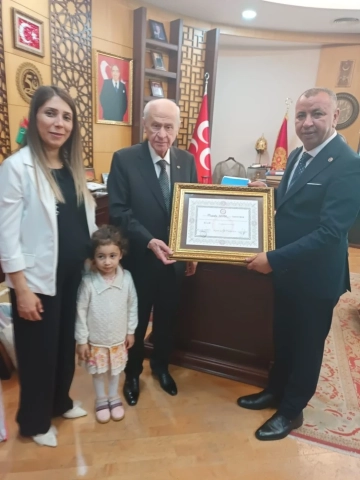 MHP Kilis Milletvekili Demir, MHP Genel Başkanı Bah&ccedil;eli ile g&ouml;r&uuml;şt&uuml;