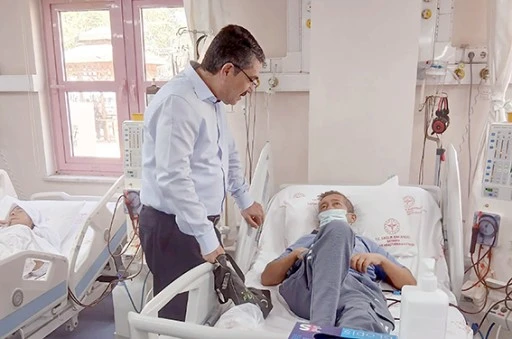 NASIROĞLU’NDAN EĞİTİM VE ARAŞTIRMA HASTANESİ’NDE ZİYARET