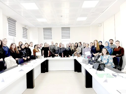 SAĞLIK PERSONELİNE ÜREME SAĞLIĞI EĞİTİMİ VERİLDİ