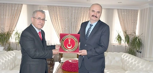 JANDARMA ASAYİŞ VAKFI'NDAN VALİ CANALP’A ZİYARET