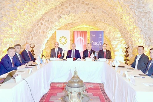 VALİ CANALP, DİKA YÖNETİM KURULU TOPLANTISI’NA KATILDI