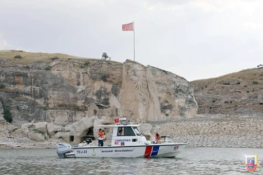 JANDARMA BOT TİMİ HASANKEYF'TE GÖREV BAŞINDA