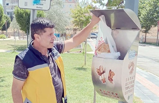 BİN TONUN ÜZERİNDE BAYAT EKMEK TOPLANDI
