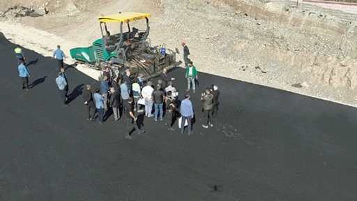 BAĞLANTI YOLLARINDA 8 KİLOMETRELİK YENİ YOL ÇALIŞMASI TAMAMLANDI