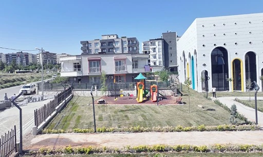 AÇILIŞ İÇİN GÜN SAYIYOR