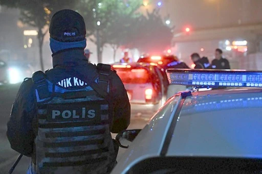GENİŞ ÇAPLI ASAYİŞ UYGULAMASI: 2 KİŞİ YAKALANDI