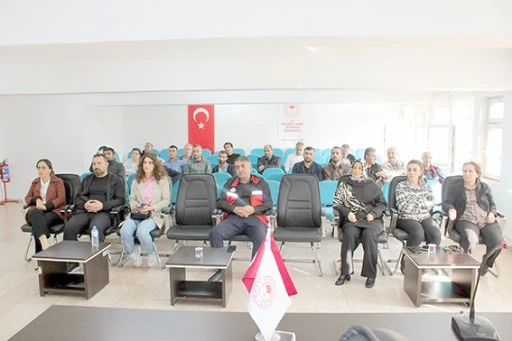 KADINA YÖNELİK ŞİDDETLE MÜCADELE FARKINDALIK SEMİNERİ GERÇEKLEŞTİRİLDİ