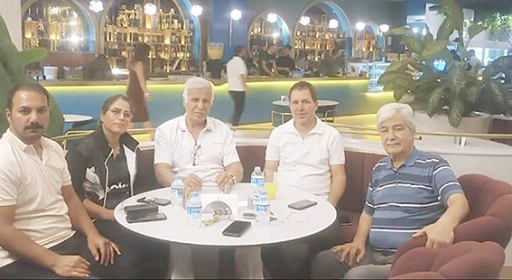 MAHALLİ SANATÇILAR YENİDEN BİR ARAYA GELDİ