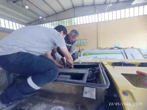 87 OTOBÜSÜN KLİMASI BAKIMDAN GEÇİRİLDİ