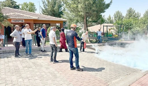 PERSONELE AFET VE YANGIN EĞİTİMİ VERİLDİ