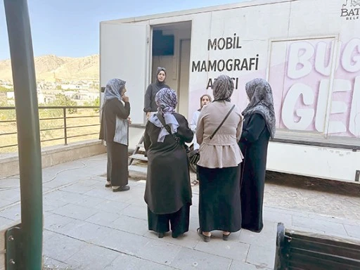 MOBİL KANSER TARAMA ARACI KADINLARIN HİZMETİNDE
