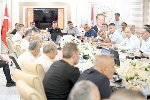 MADDE BAĞIMLILIĞINA KARŞI KURUMLAR TEK YÜREK