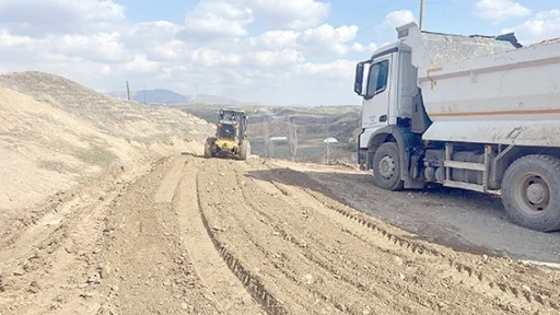 KÖYLERDE ÇALIŞMALAR SÜRÜYOR